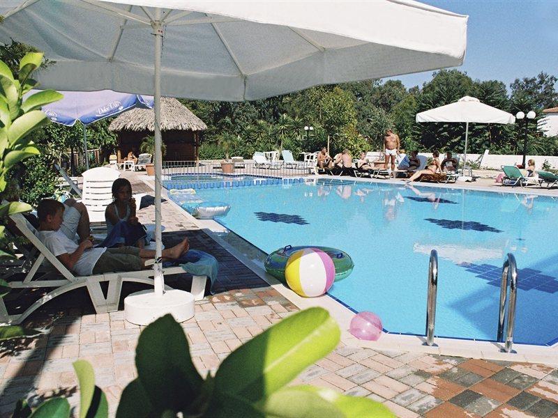 Inea Hotel & Suites Agioi Apostoli  外观 照片