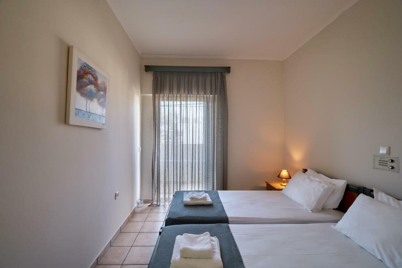 Inea Hotel & Suites Agioi Apostoli  外观 照片