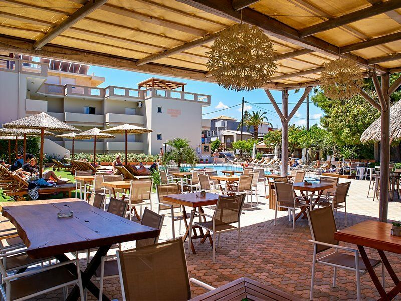 Inea Hotel & Suites Agioi Apostoli  外观 照片