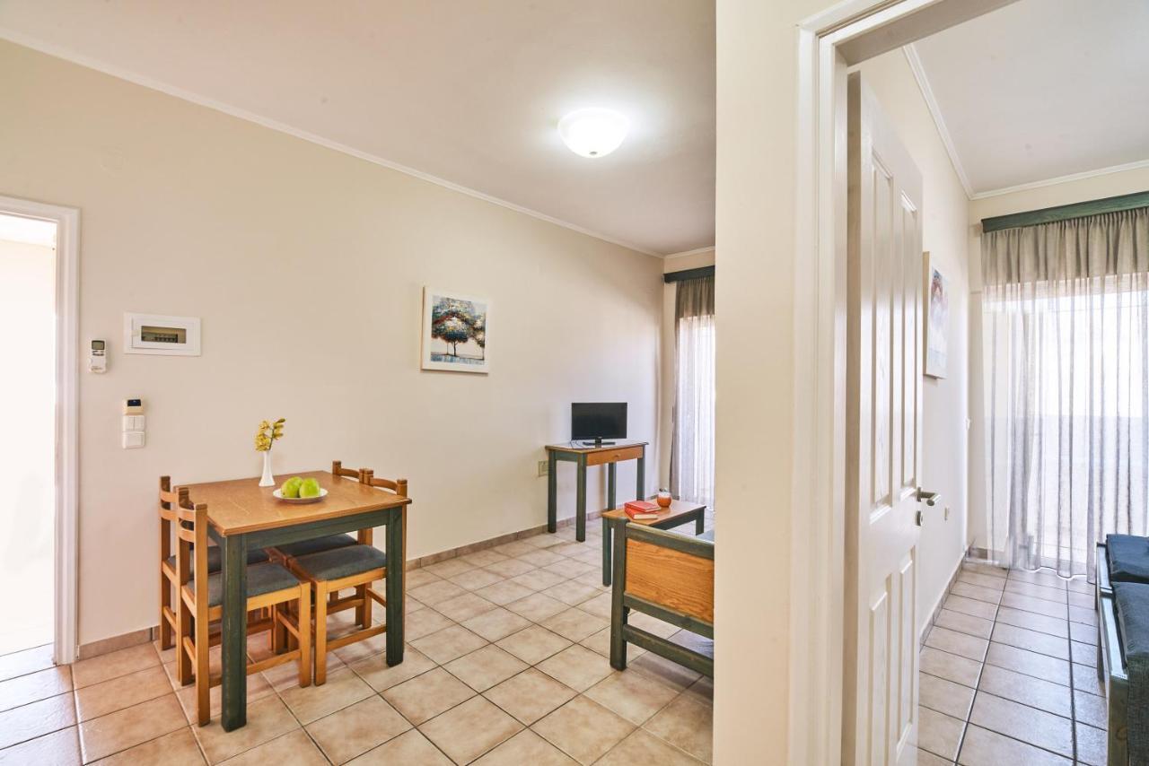 Inea Hotel & Suites Agioi Apostoli  外观 照片